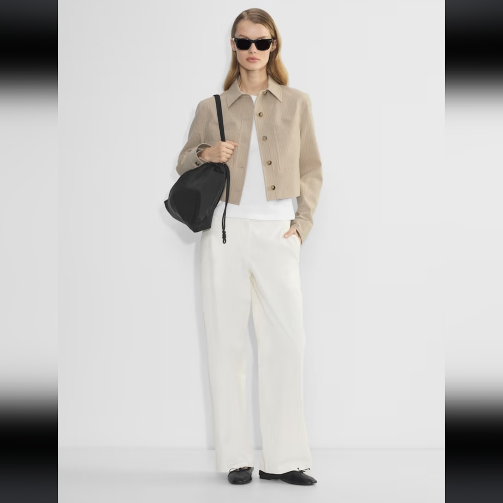 Aritzia Mid Rise Wide Leg Chinos Off White